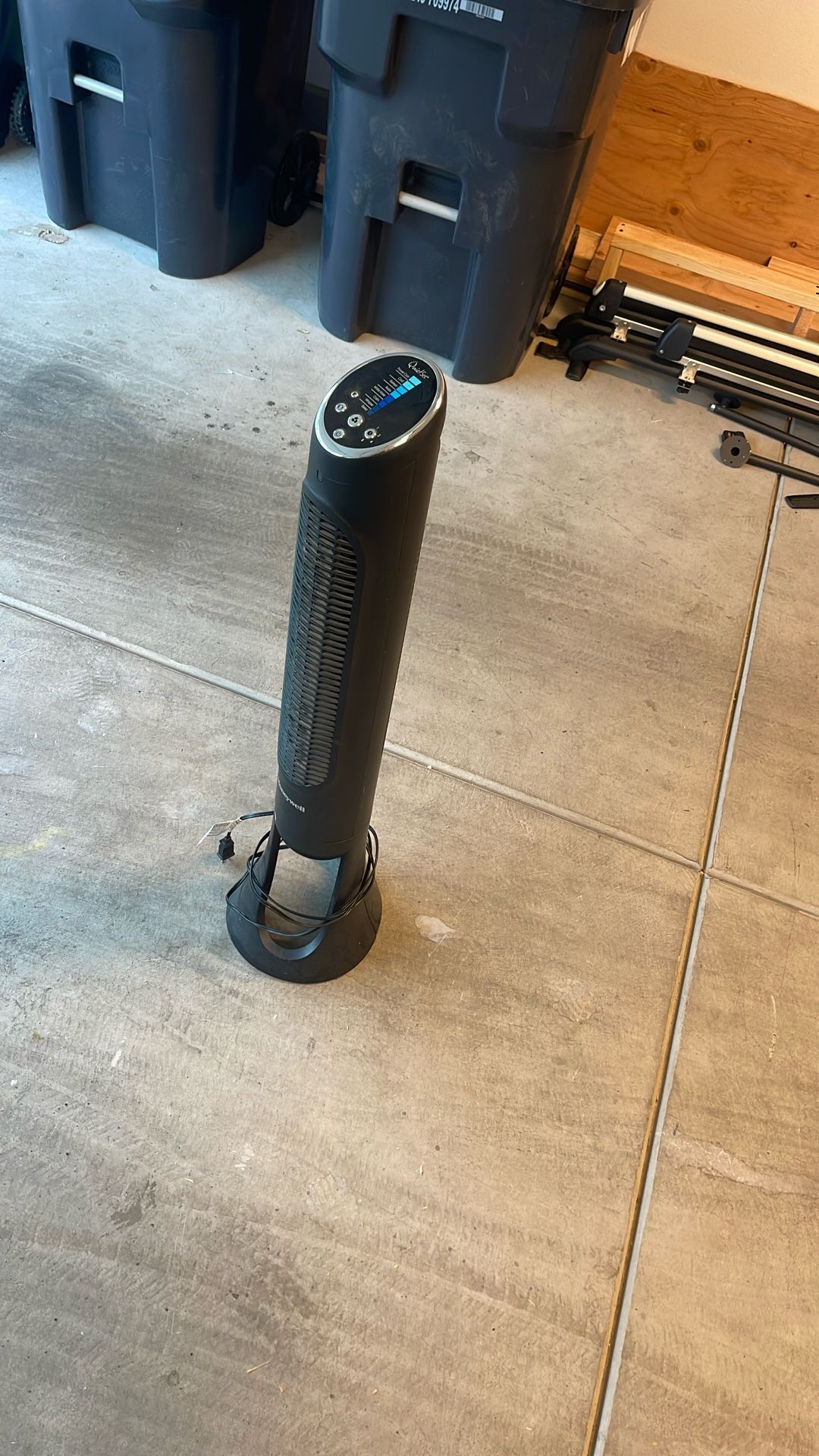 honeywell stand up oscillating fan tower