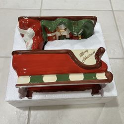 NIB Yankee Candle Santa Claus & Sleigh w/ 6 Christmas Tree Tealight Holders