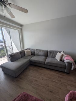Light grey L shaped sectional