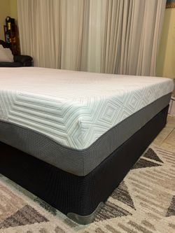 Memory foam Queen mattress and boxspring. It’s good condition.