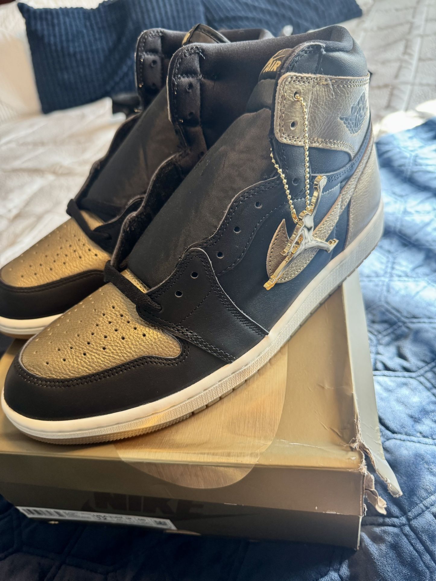 AIR JORDAN 1 RETRO HIGH OG 