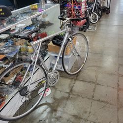 GT Road 700 Size 52cm 54cm Aluminum Pollis Bike 