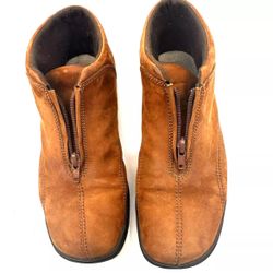 Easy Spirit Women's Brown Ankle Boot Shoe w/ Zipper - Size 9M