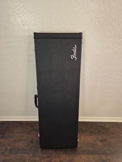 Fender Stratocaster / Telecaster Hardshell Electric Guitar Case (Trades Okay)