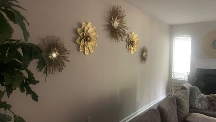 Wall decor