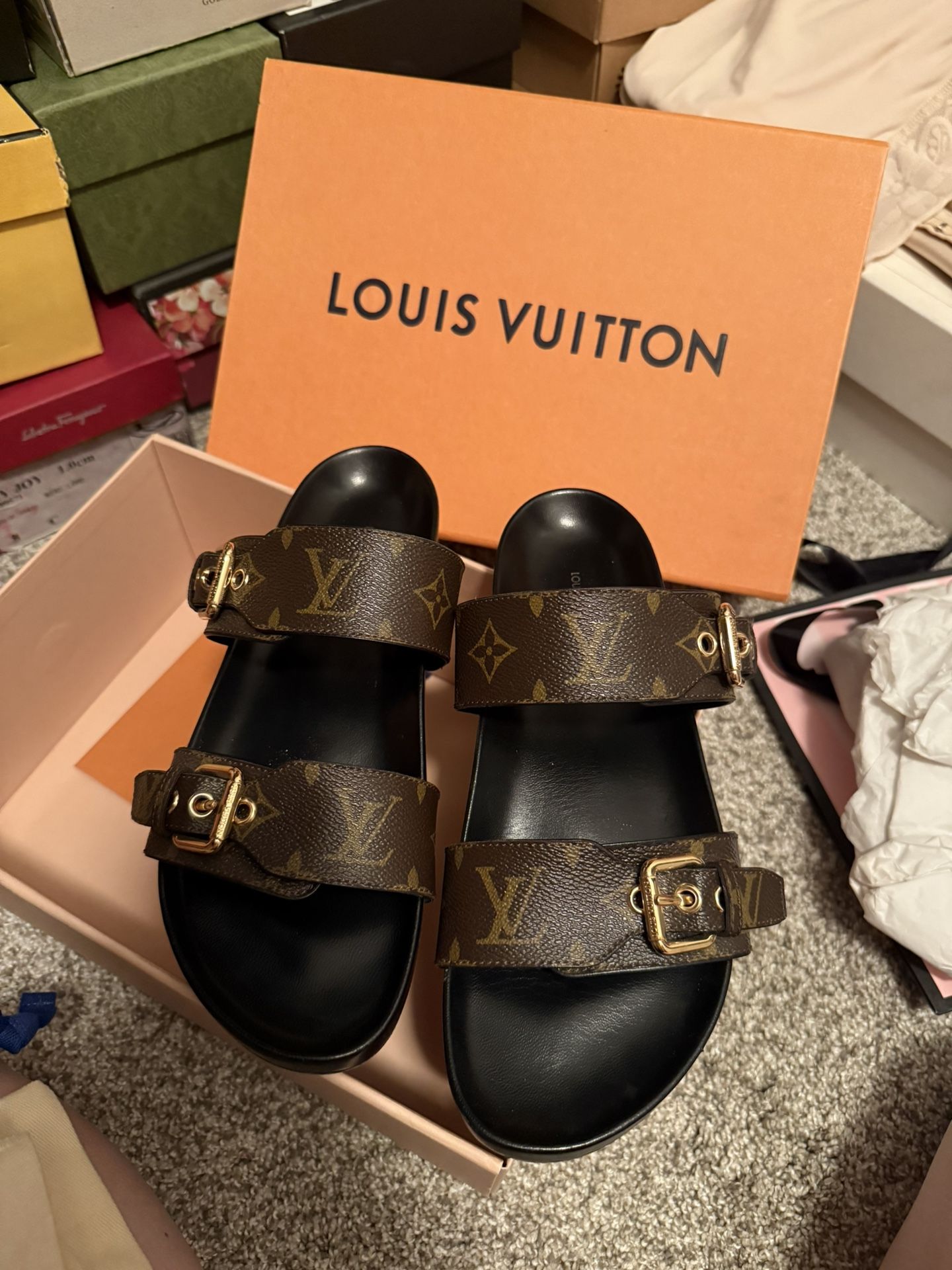 Louis Vuitton Size 39