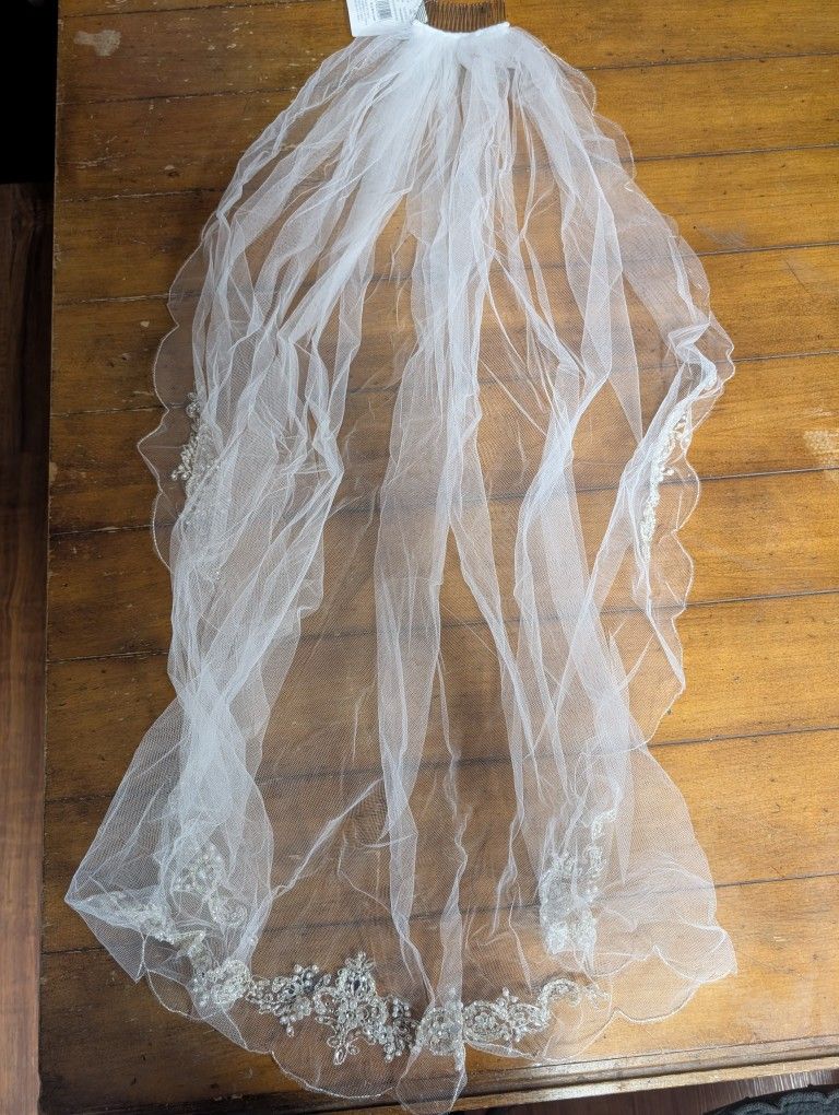 David's Bridal Veil 