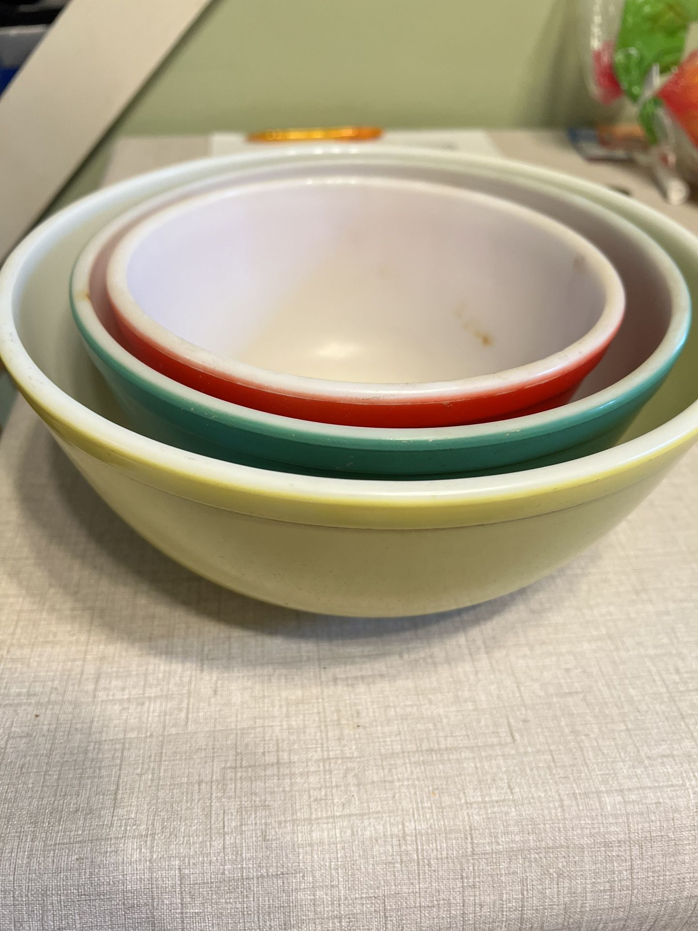 Set of 3 Vintage Pyrex Primary Color Nesting Glass Mixing Bowls 402 403 404