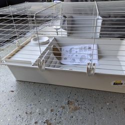 Guinea Pig Cage With Water Bottle & Hay Loft