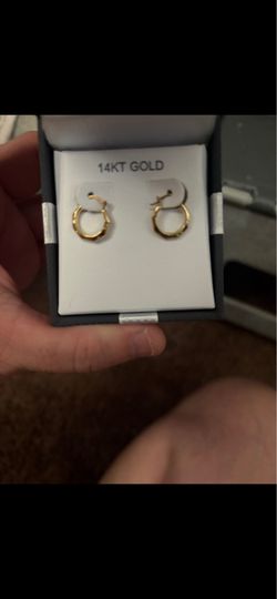 14k gold baby earrings