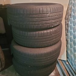 Used Michelin Tires 216/60R16
