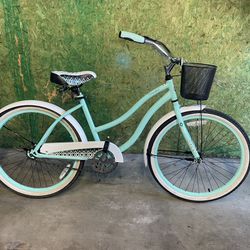 Huffy Summerland 24” Tires Youth Cruiser Bike