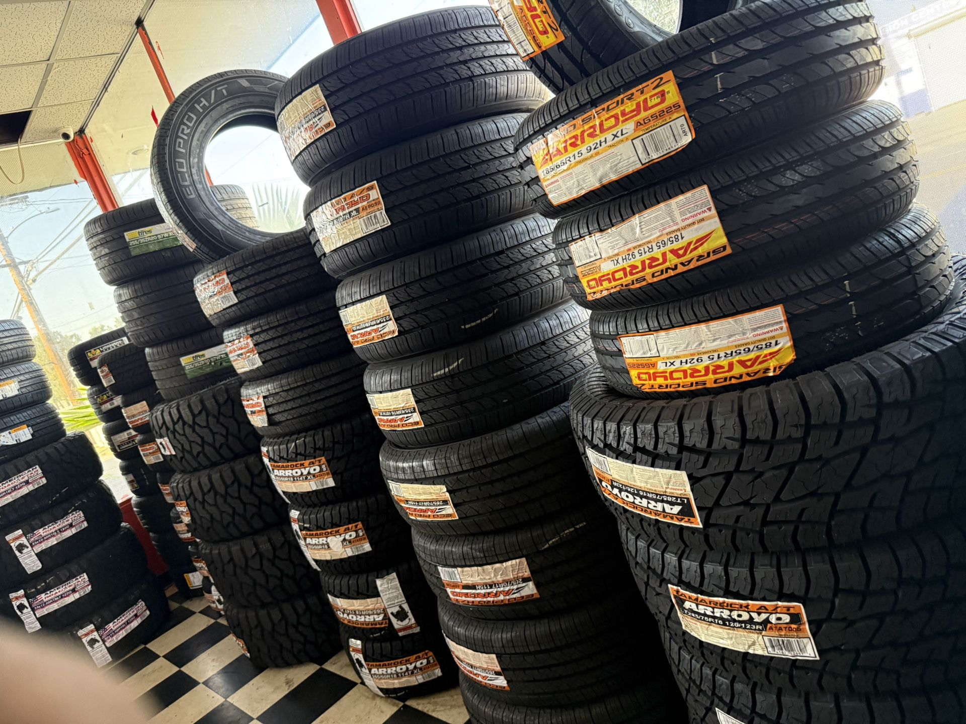 Especial De Llantas Nuevas 205/55/R16 Y 195/65/R15 Las 4 Por $240