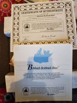 Knowles Cinderella Plate "Bibbidi-Bobbidi-Boo" with Certificate of Authenticity