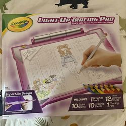 Crayola Light Up Tracing Pad Brand New 