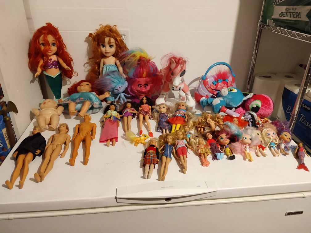 Dolls Barbie Shopkins And Others