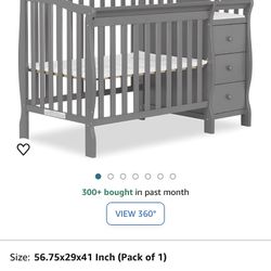 Baby Crib With Mattress 