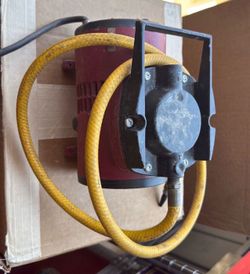Small tankless air compressor