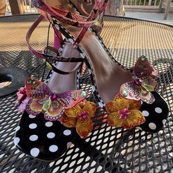 Betsy Johnson size 9