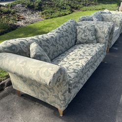 Couch / Loveseat / Chair 