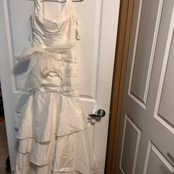 Size 2 Ivory Wedding Dress