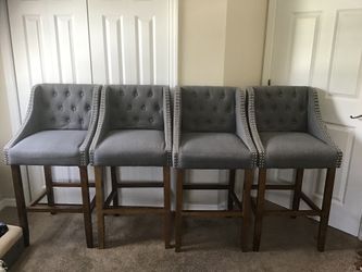 4~HOMCOM Modern Bar Height Stools~GREY~Feature Tufted Upholstery and Nailhead Trim~Excellent Condition