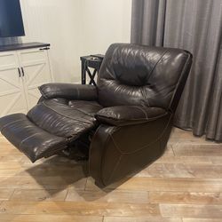 Reclinable Sofa