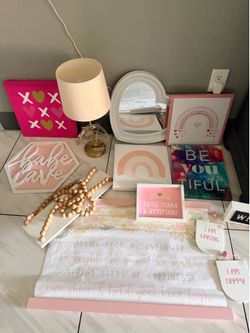 Girls room decor