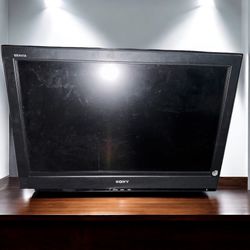 Sony Kdl-32s3000 Lcd Digital Color 32" Flat Screen Tv 