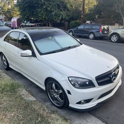 Mercedes C30 2011 $5300