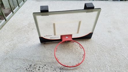 Indoor small basketball hoop