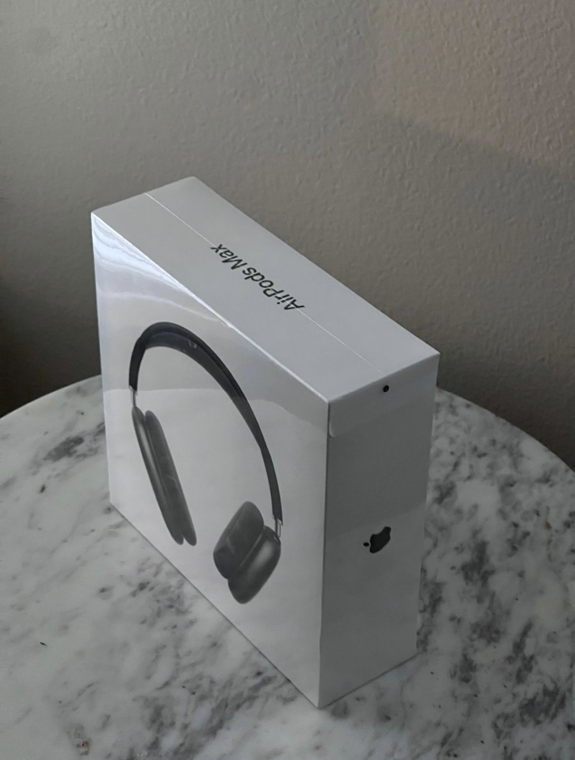 (Brand New In Box) Apple Airpod Max With Smart Case