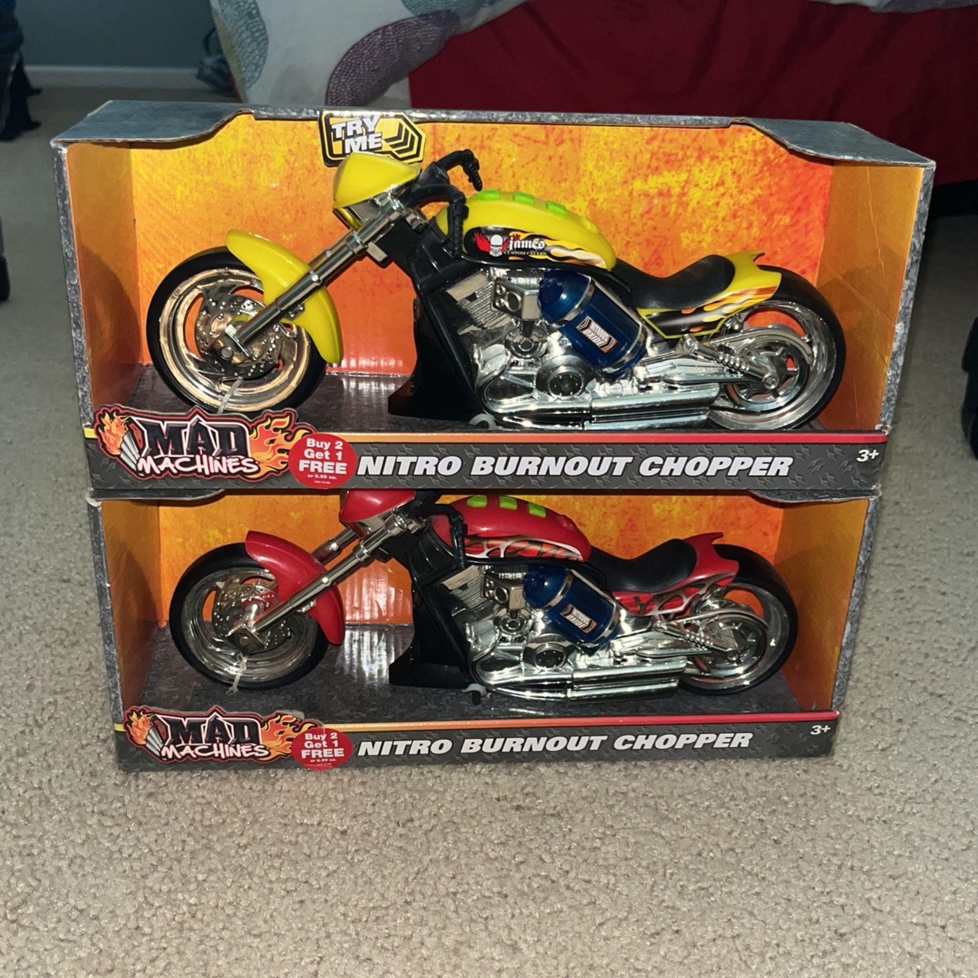 Mad Machines Nitro Burnout Chopper Motorcycles 2-Pack