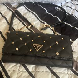 Guess purse