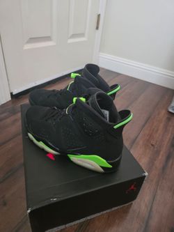 Jordans, sz 8,   $50