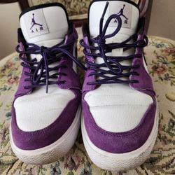 Rare Nike Air Jordan 1 Retro Low Club Purple 2012 - size 9.5