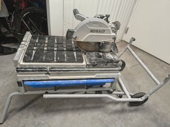Wet tile saw