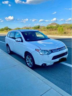 2014 Mitsubishi outlander