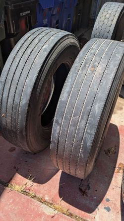 Truck Tires 295/75R22.5 (Read Description)