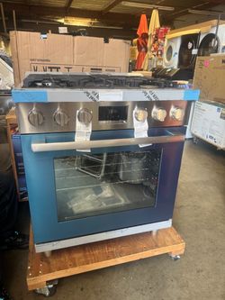 Slide stove gas range convection oven BOSCH 800 series w 30”