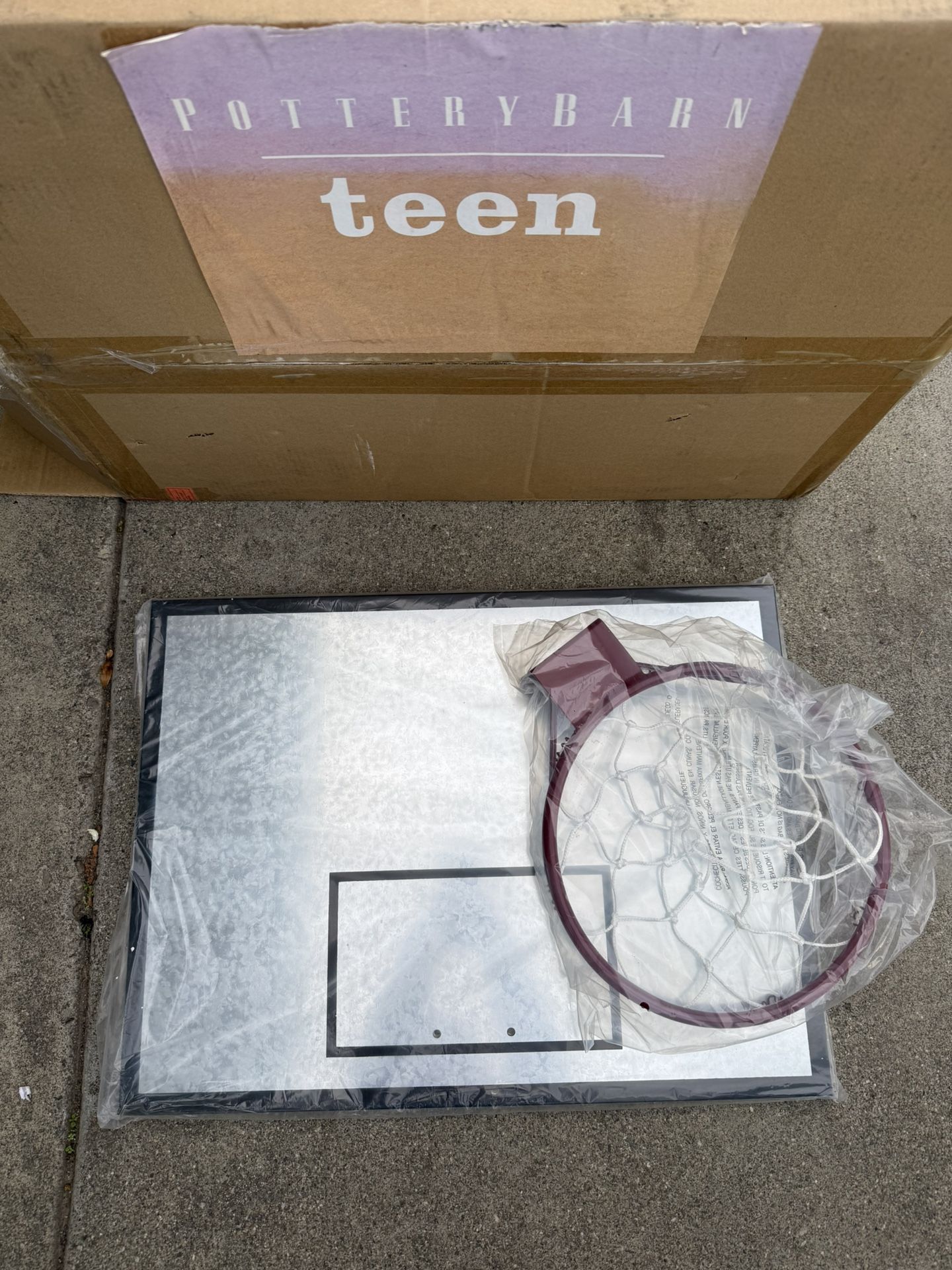 Pottery Barn Teen Galvanized Basketball Hoop And Dry-Erase Board