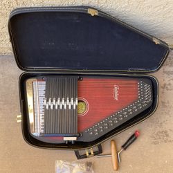 Oscar Schmidt Autoharp, OS-15B, With case 