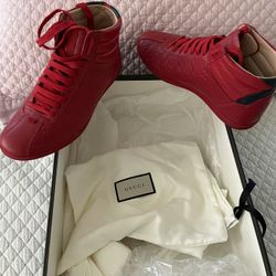 Authentic Gucci  Woman Shoes