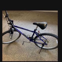 Schwinn Clear Creek Bike 