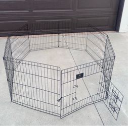 Petmate 8 Panel Wire Dog