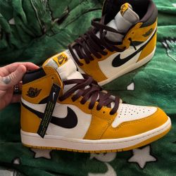 Jordan 1 Retro Og Yellow Ochre