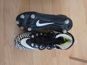 Nike Force Savage Pro football cleats 11.5