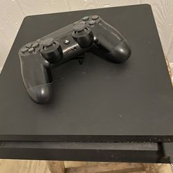 PlayStation 4 With Remote