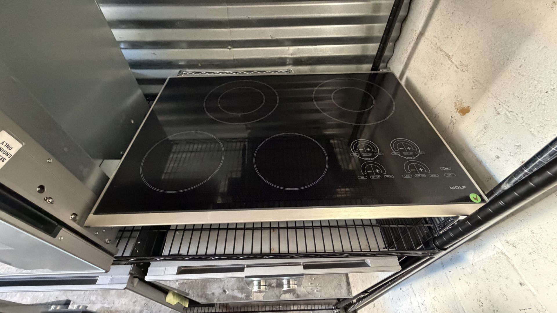 🔥 Wolf 30” Electric Cooktop – Like New! 🔥