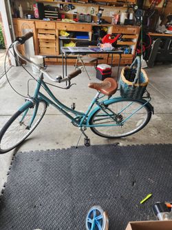 Girls bike